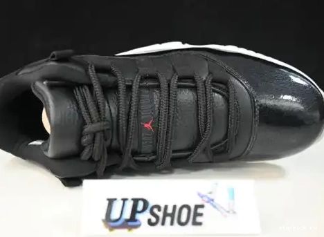 001 AV2187-001 AIR BLACK-WHITE LOW RETRO JORDAN 11 AV2187 0627
